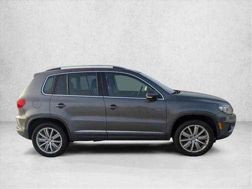 2016 Volkswagen Tiguan SE