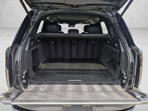 Santorini Black Metallic 2023 Land Rover Range Rover P530 SE