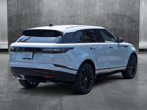 2026 Land Rover Range Rover Velar P400 Dynamic SE
