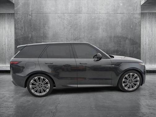 2023 Land Rover Range Rover Sport SE