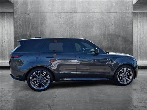 2023 Land Rover Range Rover Sport SE
