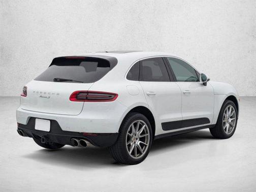 White 2017 Porsche Macan Macan