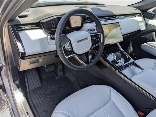 Varesine Blue Metallic 2026 Land Rover Range Rover Sport SE