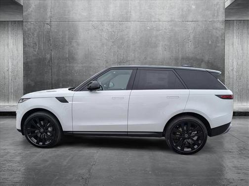 2025 Land Rover Range Rover Sport SE