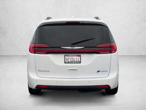 2022 Chrysler Pacifica L