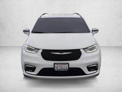 2022 Chrysler Pacifica L