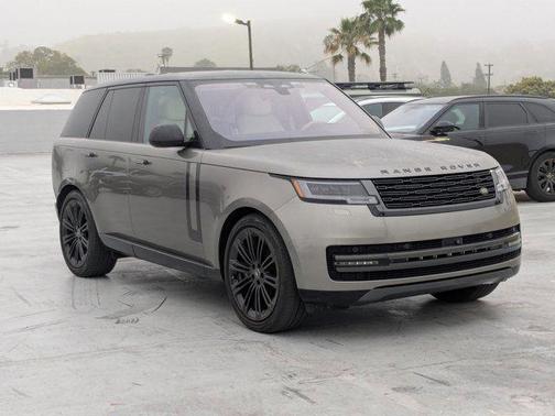 Silver/Gray 2023 Land Rover Range Rover P530 SE
