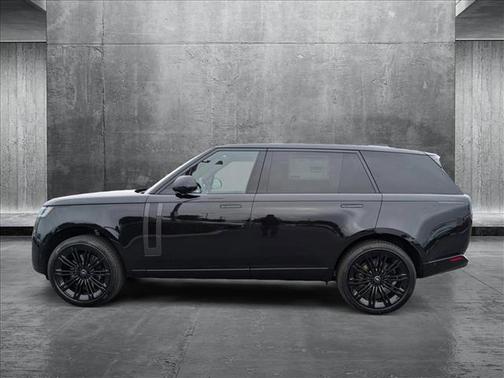 2025 Land Rover Range Rover P530 SE 7 Seat