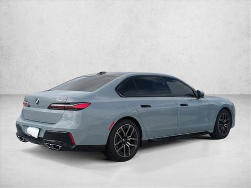 2023 BMW 760 i xDrive