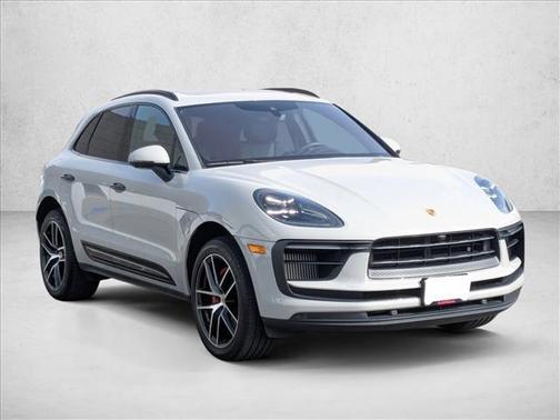 2022 Porsche Macan S