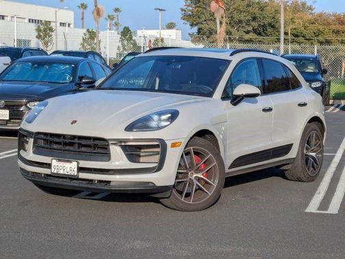 2022 Porsche Macan S
