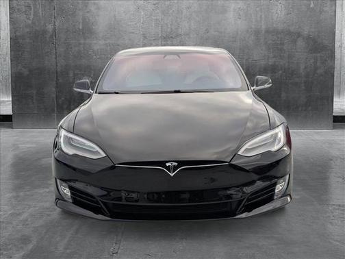 2020 Tesla Model S Performance