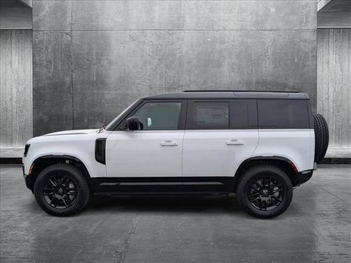 2025 Land Rover Defender 110 P400 X-Dynamic SE