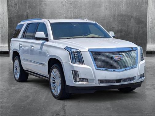 2017 Cadillac Escalade Platinum