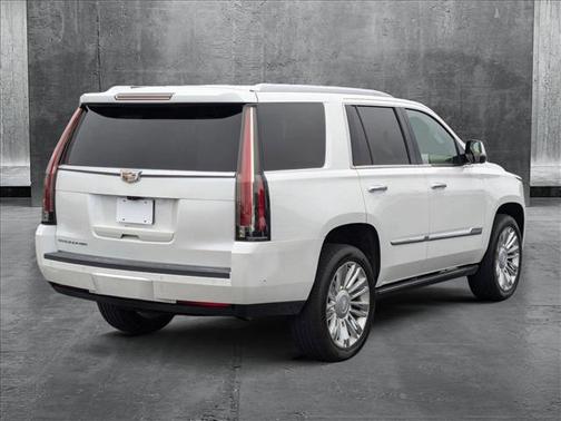2017 Cadillac Escalade Platinum