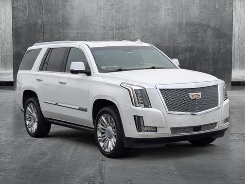 2017 Cadillac Escalade Platinum