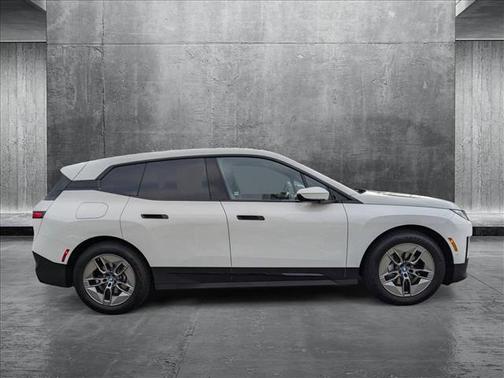 2022 BMW iX xDrive50
