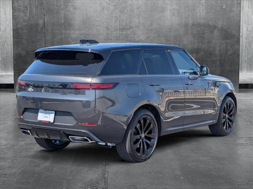 2025 Land Rover Range Rover Sport SE