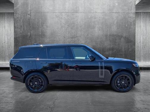 2023 Land Rover Range Rover P400 SE