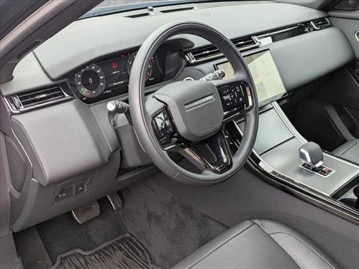 2025 Land Rover Range Rover Velar P250 SE R-Dynamic