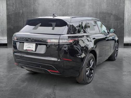 2025 Land Rover Range Rover Velar P250 SE R-Dynamic