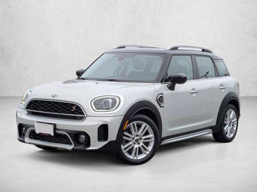 Silver/Gray 2023 MINI Countryman Cooper S