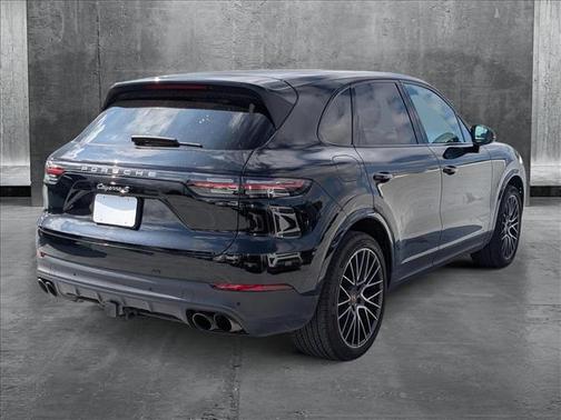 2021 Porsche Cayenne S