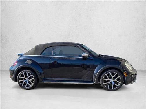2018 Volkswagen Beetle 2.0T Dune
