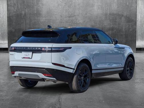 2026 Land Rover Range Rover Velar P250 SE R-Dynamic