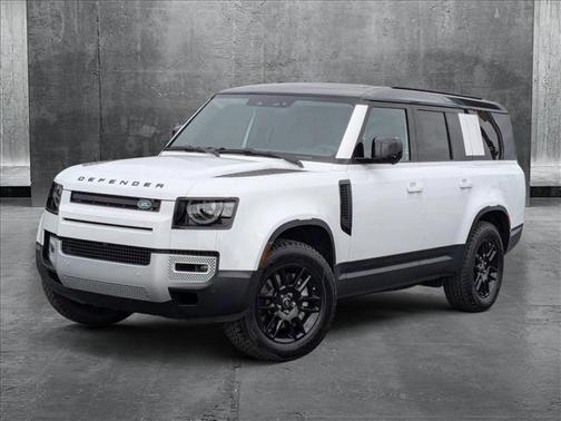 2025 Land Rover Defender 130 P400 S