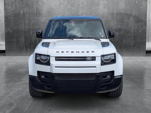 2024 Land Rover Defender X-Dynamic SE