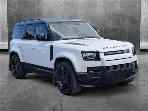 2024 Land Rover Defender X-Dynamic SE