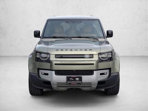 2023 Land Rover Defender 130 SE