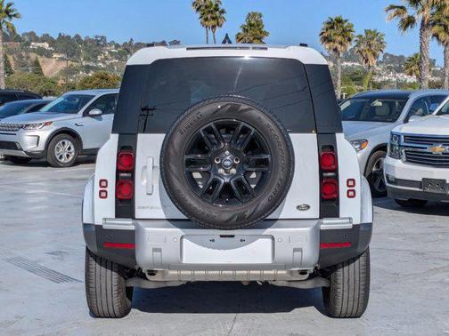 2023 Land Rover Defender 110 S