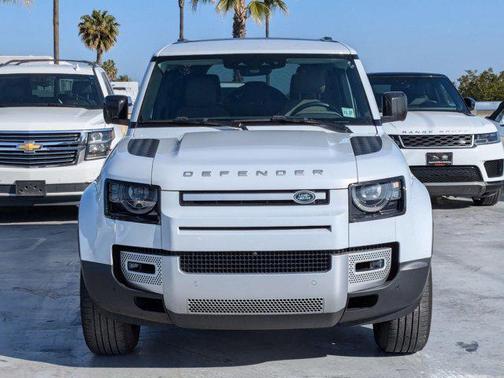 2023 Land Rover Defender 110 S