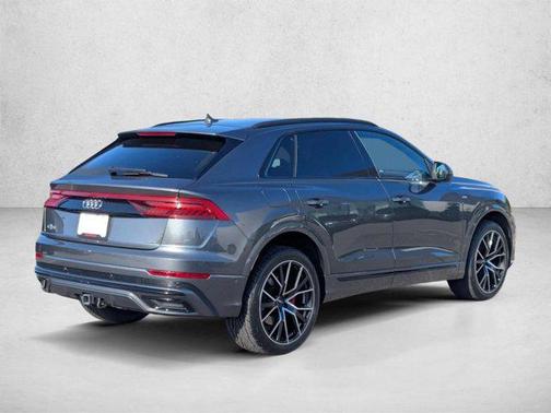 Daytona Gray Pearl Effect 2019 Audi Q8 3.0T Premium