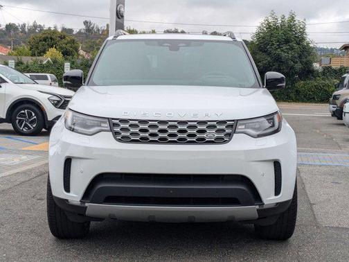 2025 Land Rover Discovery P300 S