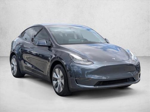 Silver/Gray 2023 Tesla Model Y Long Range Dual Motor All-Wheel Drive