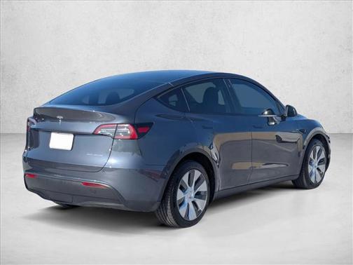 Silver/Gray 2023 Tesla Model Y Long Range Dual Motor All-Wheel Drive