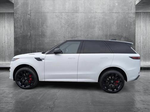 2025 Land Rover Range Rover Sport SE