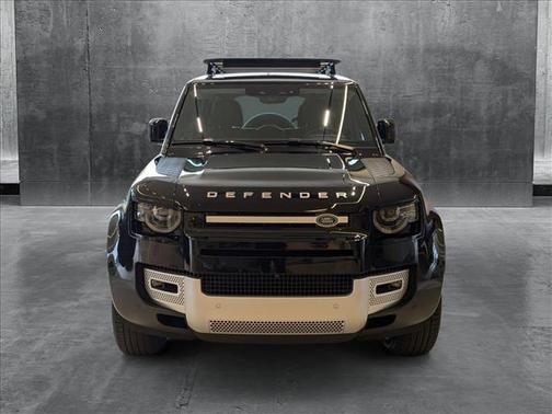 2025 Land Rover Defender 110 P400 S