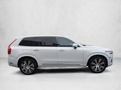 2021 Volvo XC90 Recharge Plug-In Hybrid T8 Inscription 7 Passenger