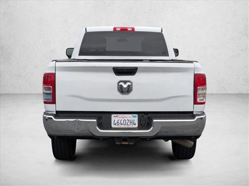 Bright White Clearcoat 2021 RAM 2500 Tradesman Crew Cab 4x2 8' Box