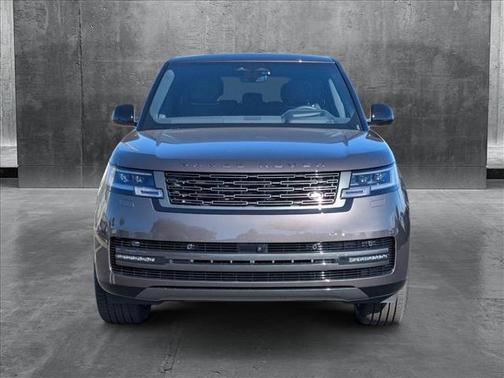 2025 Land Rover Range Rover P530 SE 7 Seat