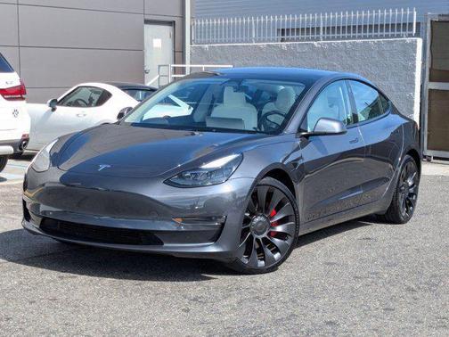 2023 Tesla Model 3 Performance
