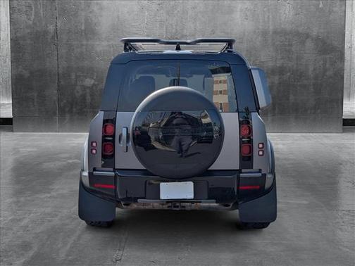 2020 Land Rover Defender 110 First Edition