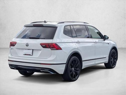 Pure White 2021 Volkswagen Tiguan 2.0T SE R-Line Black