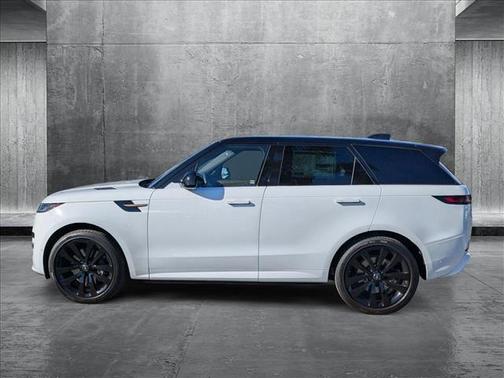 2025 Land Rover Range Rover Sport SE
