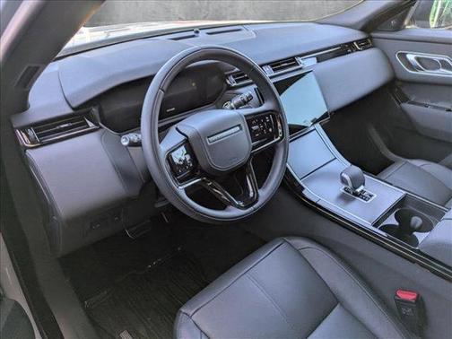 2025 Land Rover Range Rover Velar P400 Dynamic SE