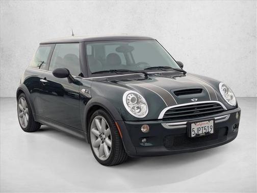 2005 MINI Cooper S Base